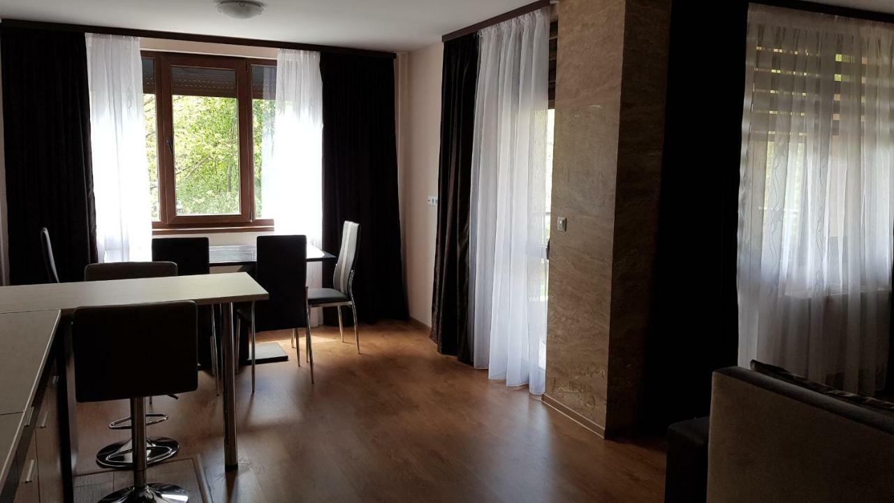 Studio Kamelia Kazanlŭk Exterior foto